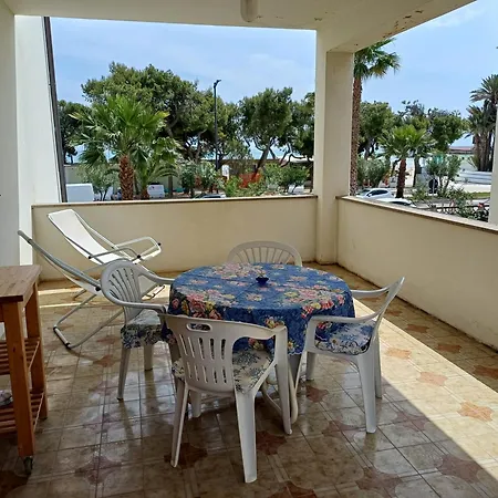 公寓 Casa Piccola - 1 Fila Mare Con Splendida Terrazza 葛伦坦马勒